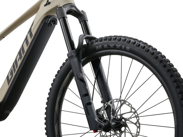 Elektrobicykel Giant Stance E+ 1 Almond 2027