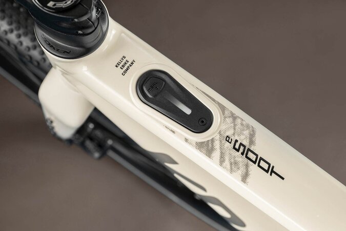 Elektrobicykel Kellys e-Soot 70 Ivory White 2026