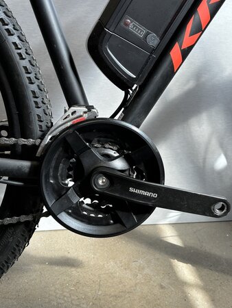 Testovaný elektrobicykel Kross Hexagon Boost 1.0 Black/Red Matte 2022