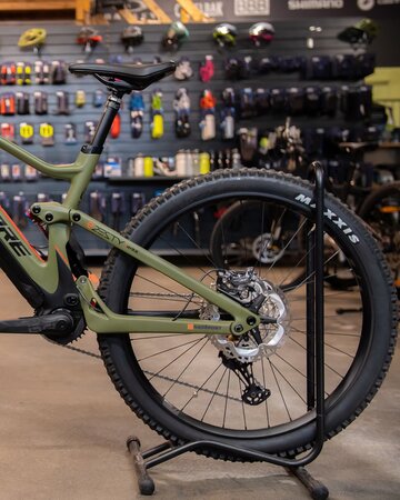 Elektrobicykel Lapierre E-Zesty AM 9.2 Green/Black 2022