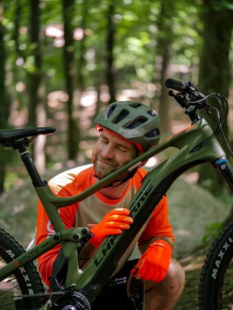 Elektrobicykel Lapierre E-Zesty AM 9.2 Green/Black 2022