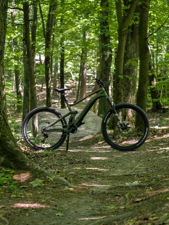 Elektrobicykel Lapierre E-Zesty AM 9.2 Green/Black 2022