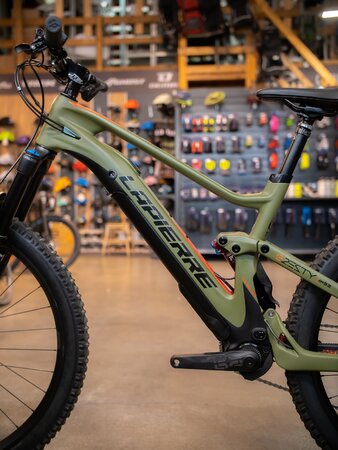 Elektrobicykel Lapierre E-Zesty AM 9.2 Green/Black 2022