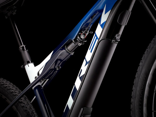 Elektrobicykel Trek E-Caliber 9.8 GX Gloss Alpine Navy Smoke/White 2021