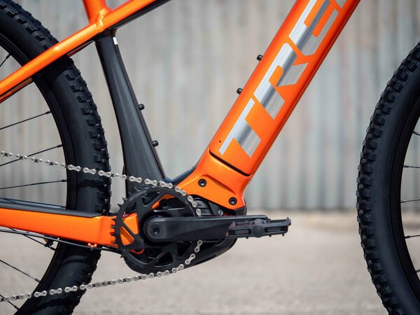 Elektrobicykel Trek Powerfly 4 625 Orange/Grey 2021/2022