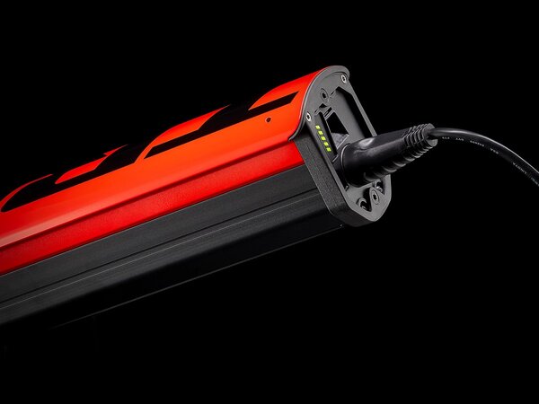 Elektrobicykel Trek Powerfly 5 Radioactive Red/Trek Black 2021