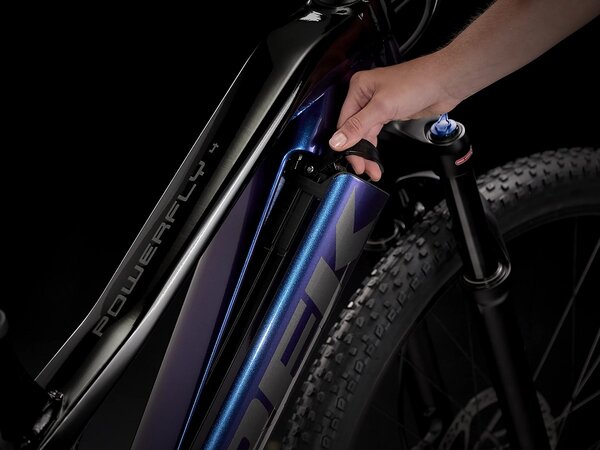 Elektrobicykel Trek Powerfly FS 4 625 Purple/Black 2021