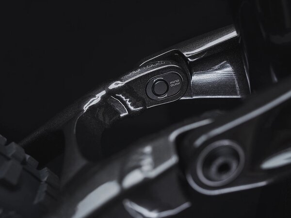 Elektrobicykel Trek Rail 7 SLX/XT Dnister Black/Rage Red 2021