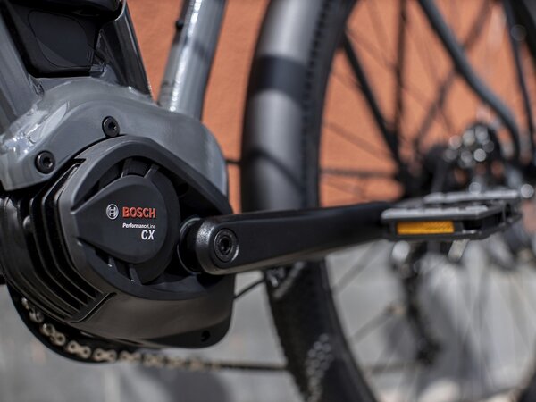 Elektrobicykel Trek Allant+ 5 Solid Charcoal 2022