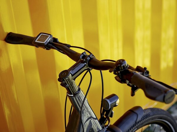 Elektrobicykel Trek Allant+ 5 Lowstep Solid Charcoal E 2022