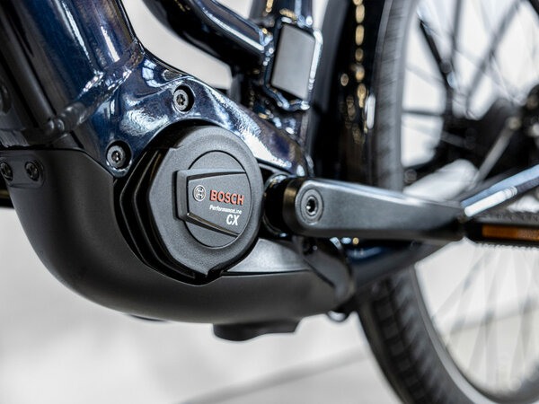 Elektrobicykel Trek Allant+ 9 Lowstep Deep Dark Blue 2024