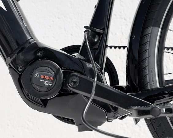 Elektrobicykel Trek Allant+ 9S Trek Black/Alpine Blue E 2023