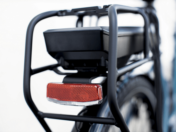 Elektrobicykel Trek District+ 1 Lowstep 500Wh Dark Aquatic 2022