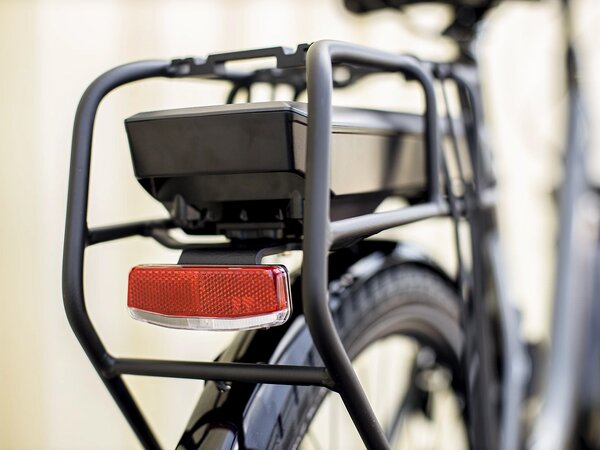 Elektrobicykel Trek District+ 1 Lowstep 500Wh Lithium Grey 2022