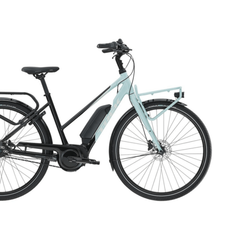 Elektrobicykel Trek District+ 2 Stagger 300Wh Trek Black and Nimbus Blue 2022