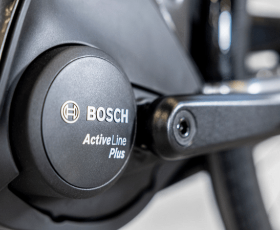 Elektrobicykel Trek District+ 3 Lowstep 500 W Dnister Black 2023