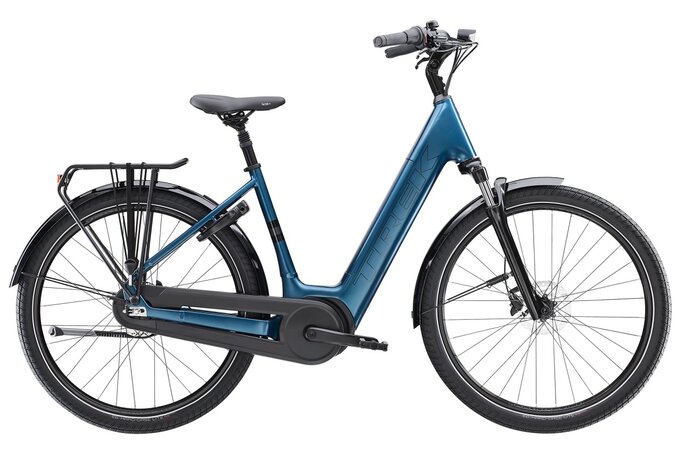 Elektrobicykel Trek District+ 3 Lowstep Dark Aquatic 725Wh 2026