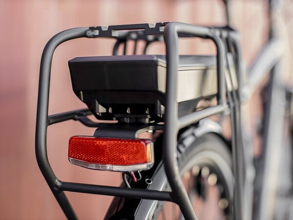 Elektrobicykel Trek District+ 4 500Wh Dnister Black 2022