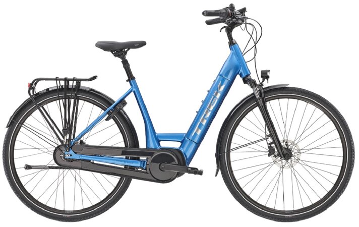Elektrobicykel Trek District+ 6 Lowstep 400Wh Alpine Blue 2022