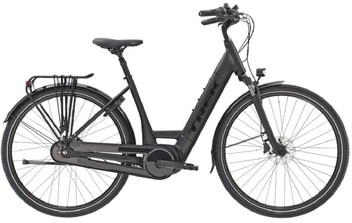 Elektrobicykel Trek District+ 6 Lowstep 400Wh Matte Trek Black 2022