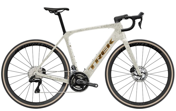 Elektrobicykel Trek Domane+ SLR 7 Era White/Supernova Marble 2026