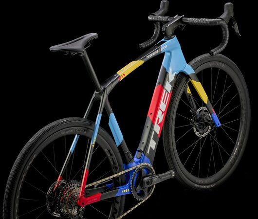 Elektrobicykel Trek Domane+ SLR 7 AXS Mate Trek Black 2025