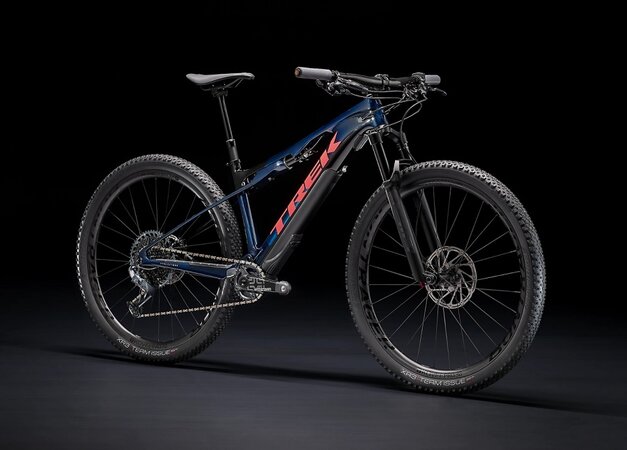 Elektrobicykel Trek E-Caliber 9.8 GX Blue Smoke/Radioactive Coral 2023