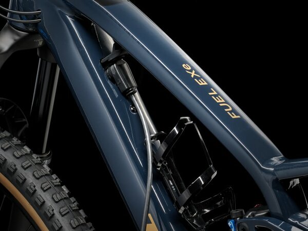 Elektrobicykel Trek Fuel EXe 8 XT Nautical Navy 2025