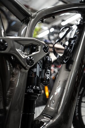 Elektrobicykel Trek Fuel EXe 8 XT Satin Mercury 2025