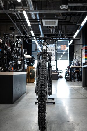 Elektrobicykel Trek Fuel EXe 8 XT Satin Mercury 2025