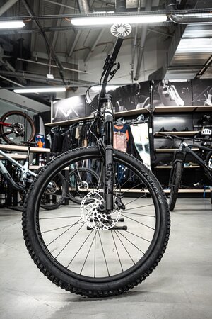 Elektrobicykel Trek Fuel EXe 8 XT Satin Mercury 2025