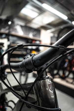 Elektrobicykel Trek Fuel EXe 8 XT Satin Mercury 2025