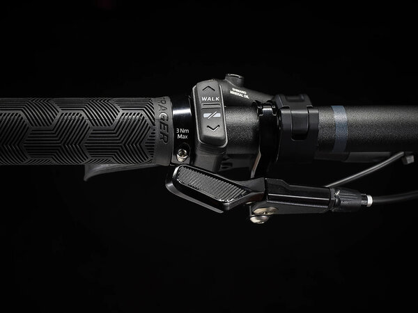 Elektrobicykel Trek Fuel EXe 9.5 Matte Dnister Black 2023