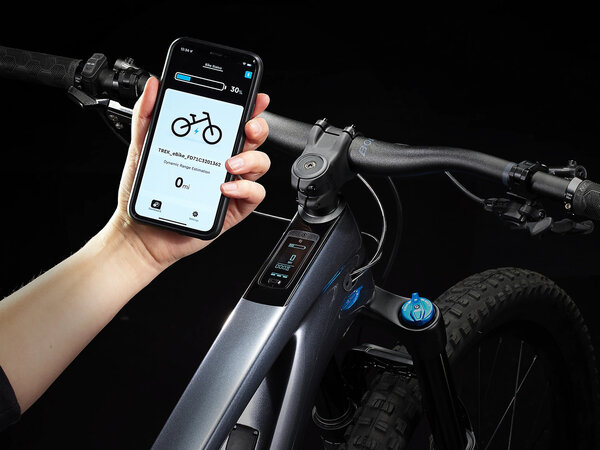 Elektrobicykel Trek Fuel EXe 9.7 Matte Galactic Grey to Black Fade 2023