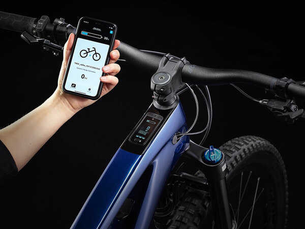 Elektrobicykel Trek Fuel EXe 9.7 Mulsanne Blue 2023