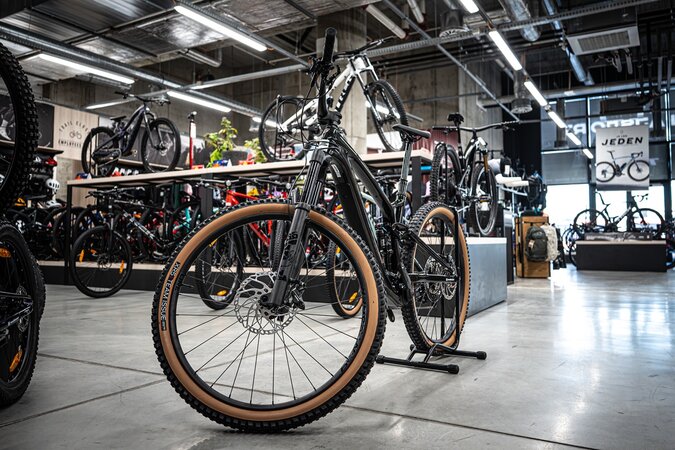 Elektrobicykel Trek Fuel EXe 9.7 Deep Smoke 2025