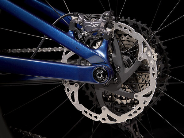 Elektrobicykel Trek Fuel EXe 9.8 XT Mulsanne Blue 2023