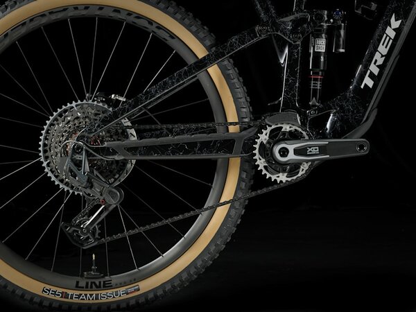 Elektrobicykel Trek Fuel EXe 9.9 X0 AXS T-Type Dark Star 2025