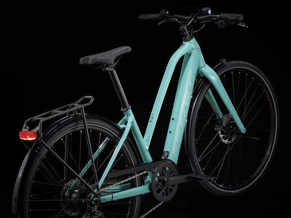 Elektrobicykel Trek FX+ 2 Stagger Blue Sage 2023