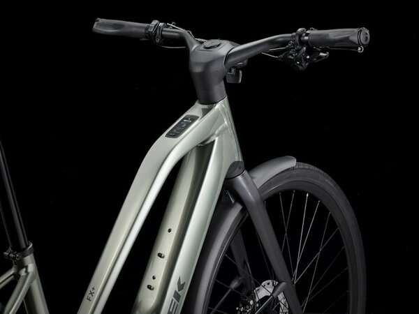 Elektrobicykel Trek FX+ 7 Mid-step Lichen Green Gloss 2026
