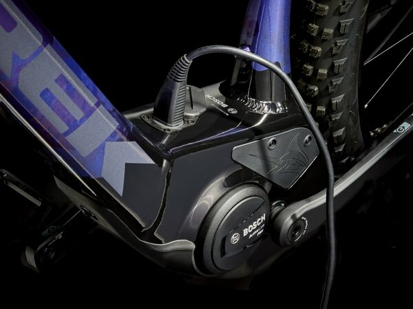 Elektrobicykel Trek Marlin+ 8 Purple Flip to Black Fade 2025