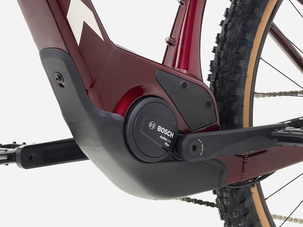 Elektrobicykel Trek Marlin+ 8 Fury Red/Lithium Fade 2026