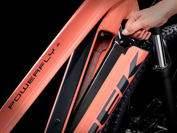 Elektrobicykel Trek Powerfly 4 625 Wh Gen 4 Living Coral /Solid Charcoal 2023