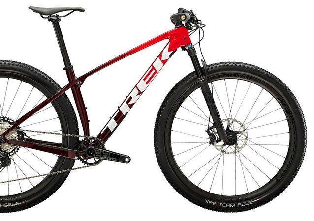 Bicykel Trek Procaliber 9.8 Radioactive Red to Cobra Blood Fade 2022
