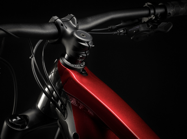 Elektrobicykel Trek Rail 5 625W Gen 3 Rage Red 2023