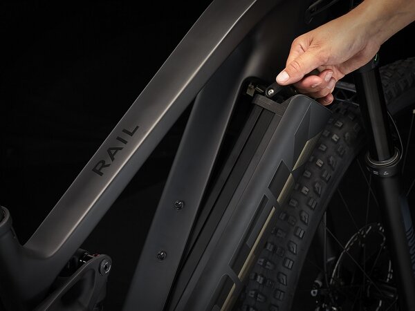 Elektrobicykel Trek Rail 9.5 Matte Carbon Smoke/Trek Black 2022