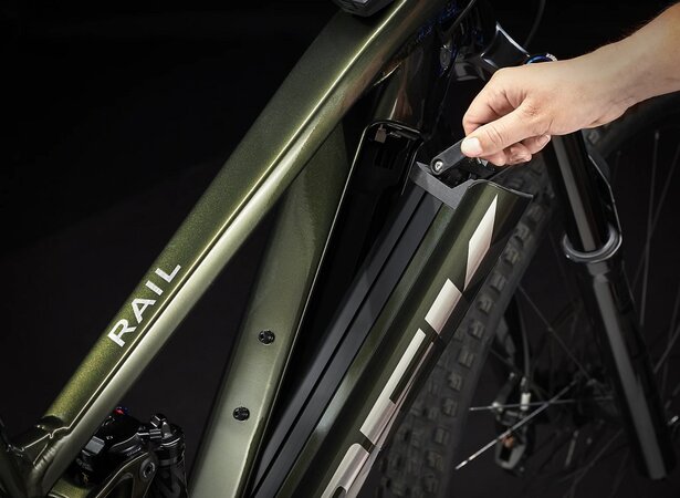 Elektrobicykel Trek Rail 9 GX Black Olive/Trek Black 2022