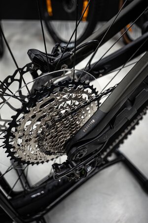 Elektrobicykel Trek Slash+ 9.7 SLX/XT Olive Drab 2025