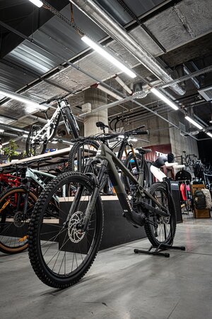 Elektrobicykel Trek Slash+ 9.7 SLX/XT Olive Drab 2025