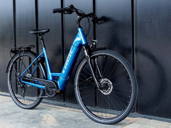 Elektrobicykel Trek Verve+ 3 Lowstep Alpine Blue 2022